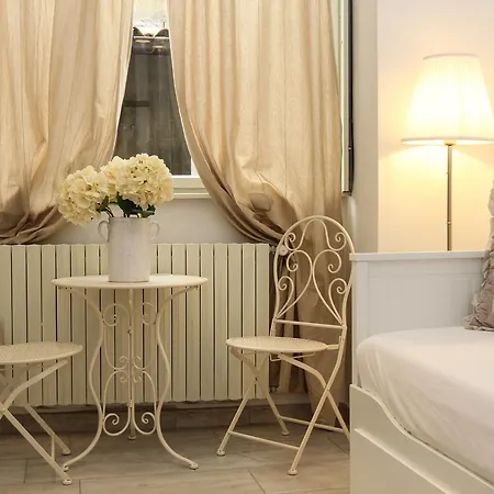 Carducci B&B 코모