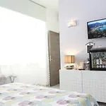 Carducci Bed and Breakfast 4*