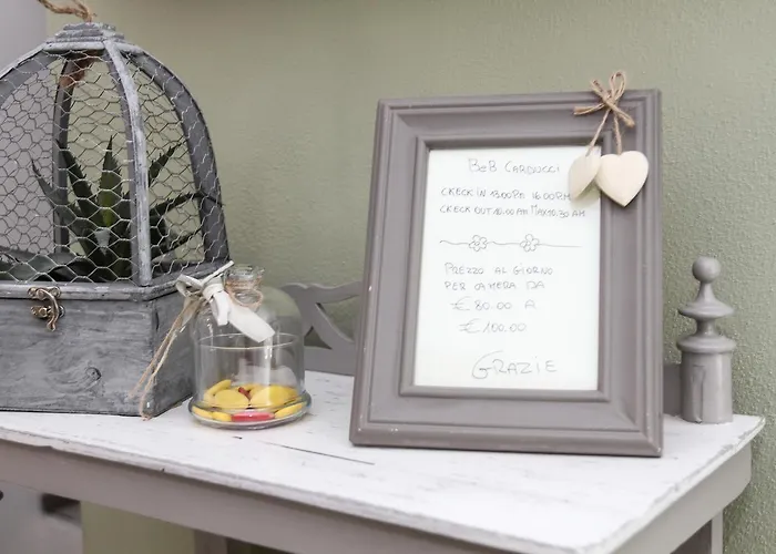 卡尔杜奇旅馆 住宿加早餐酒店