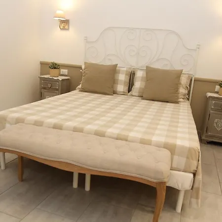 Carducci Bed and Breakfast Όπως